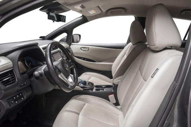 2021 NISSAN LEAF - 10