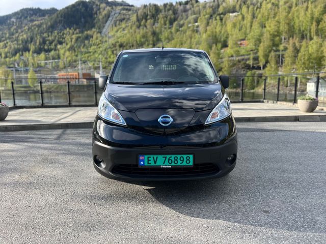 VSKYAAME0U0610044 2019 NISSAN E-NV200-1