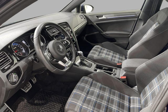 2018 VOLKSWAGEN GOLF - 10