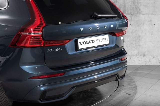 2023 VOLVO XC60 - 28