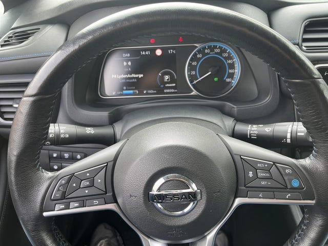 2018 NISSAN LEAF - 16