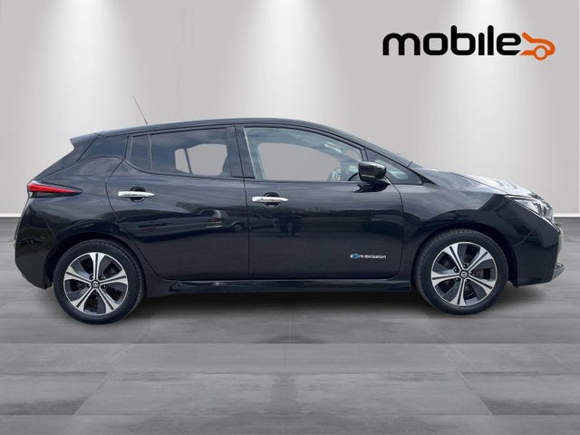 SJNFAAZE1U0001046 2018 NISSAN LEAF-1