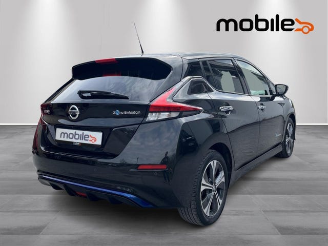 SJNFAAZE1U0001046 2018 NISSAN LEAF-2
