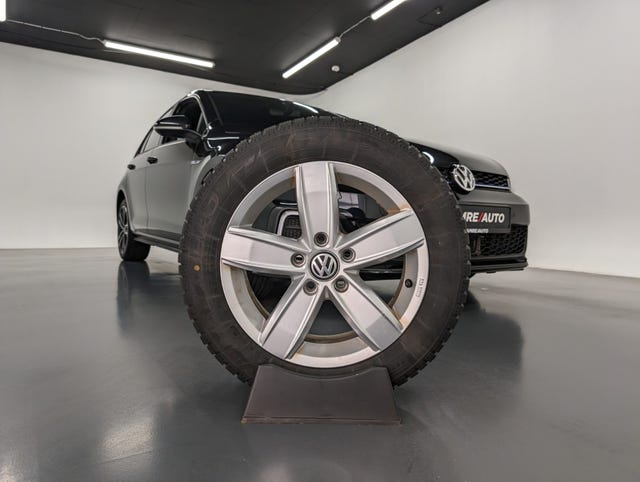 2019 VOLKSWAGEN GOLF - 15