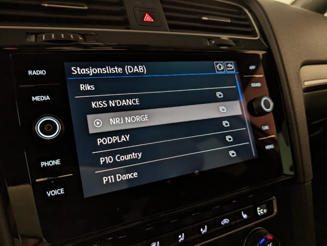 2019 VOLKSWAGEN GOLF - 31