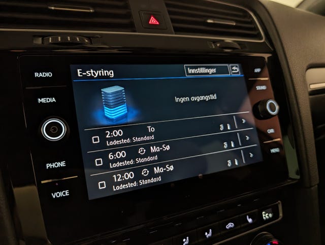 2019 VOLKSWAGEN GOLF - 33