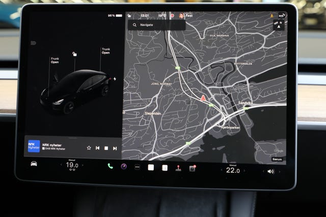 2022 TESLA MODEL 3 - 21