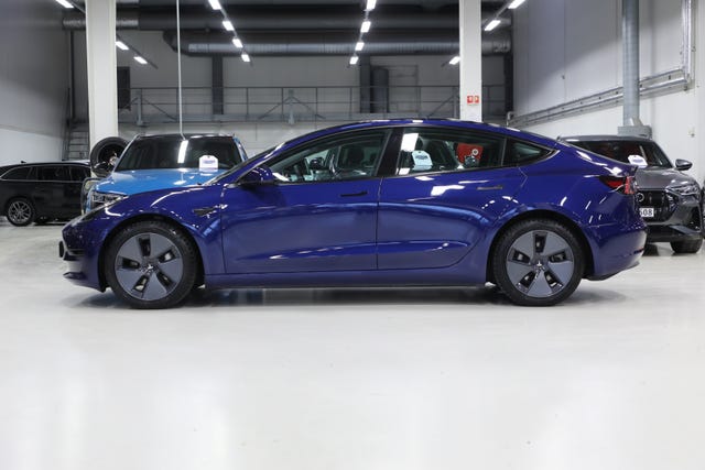 LRW3E7FR6NC568205 2022 TESLA MODEL 3-3