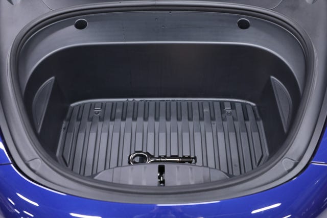 2022 TESLA MODEL 3 - 11