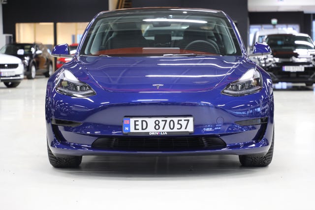LRW3E7FR6NC568205 2022 TESLA MODEL 3-2