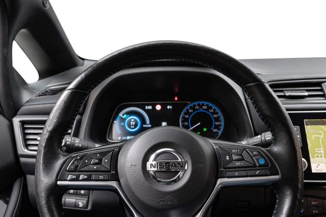2021 NISSAN LEAF - 12