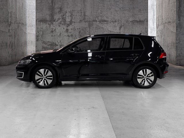 WVWZZZAUZJ8900033 2018 VOLKSWAGEN GOLF-2
