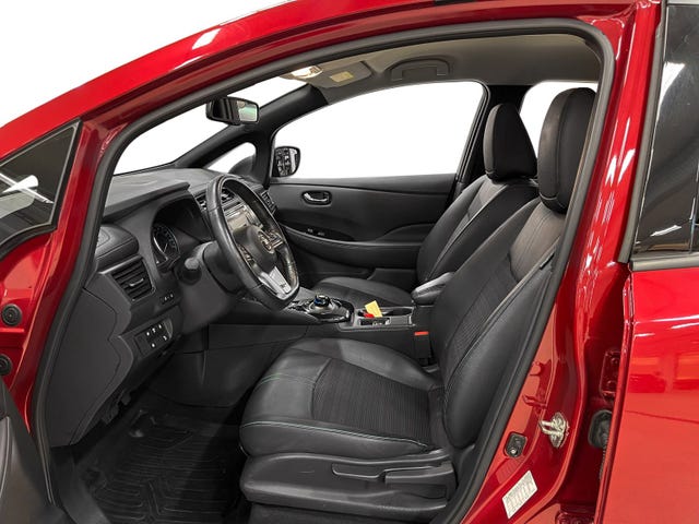 SJNFAAZE1U0037128 2018 NISSAN LEAF-5