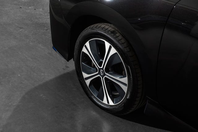 2021 NISSAN LEAF - 7