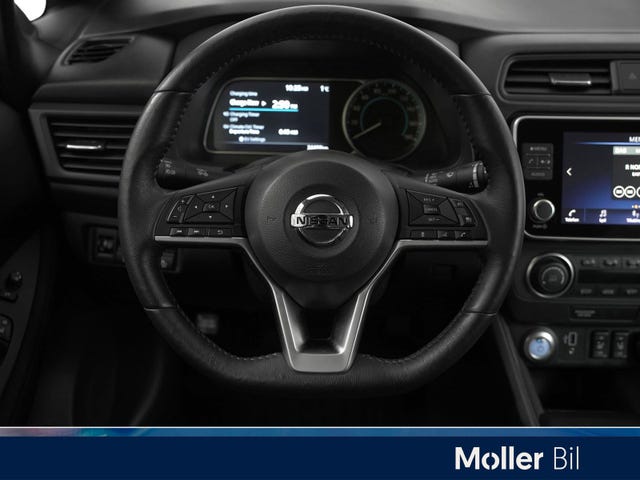 2021 NISSAN LEAF - 11