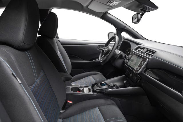 2022 NISSAN LEAF - 25
