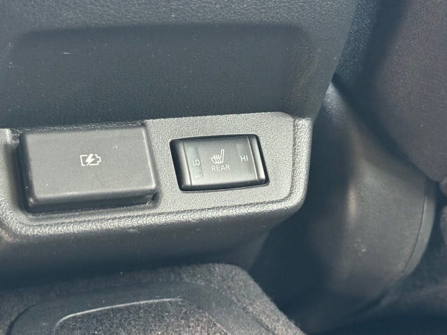 2020 NISSAN LEAF - 20