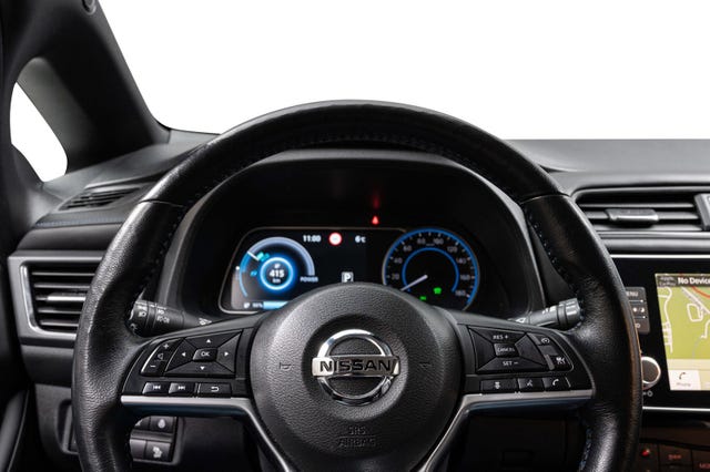 2021 NISSAN LEAF - 10