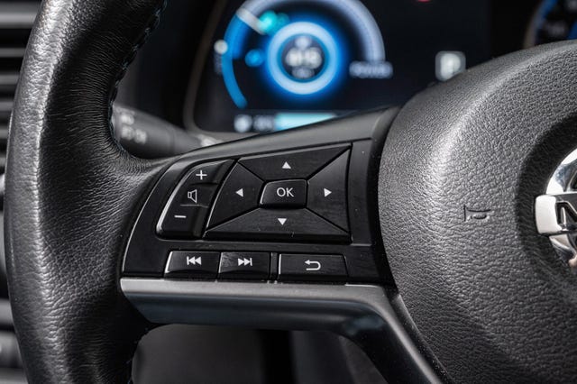 2021 NISSAN LEAF - 12