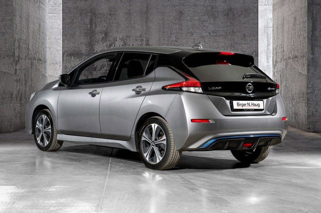 SJNFAAZE1U0126946 2021 NISSAN LEAF-1