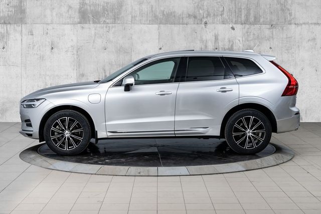 2021 VOLVO XC60 - 8