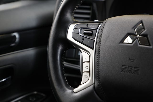 2020 MITSUBISHI OUTLANDER - 16