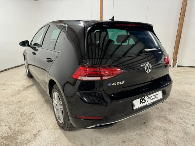 2019 VOLKSWAGEN GOLF - 9