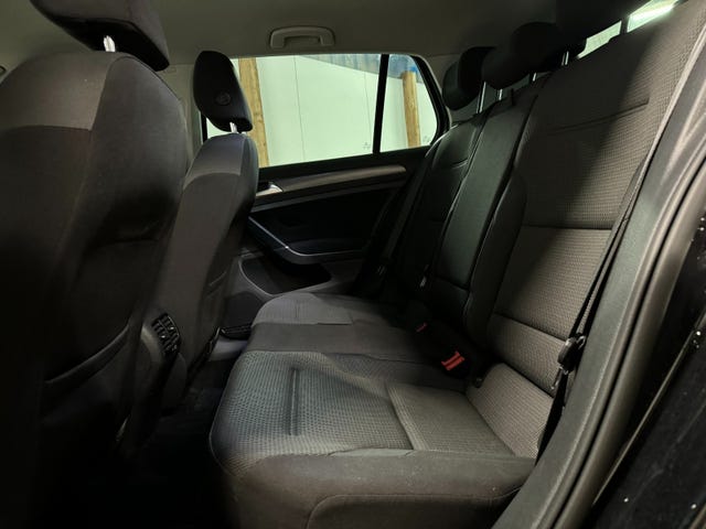 2019 VOLKSWAGEN GOLF - 14