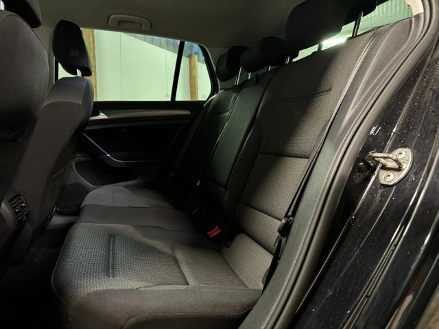 2019 VOLKSWAGEN GOLF - 15