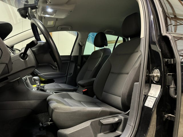 2019 VOLKSWAGEN GOLF - 12