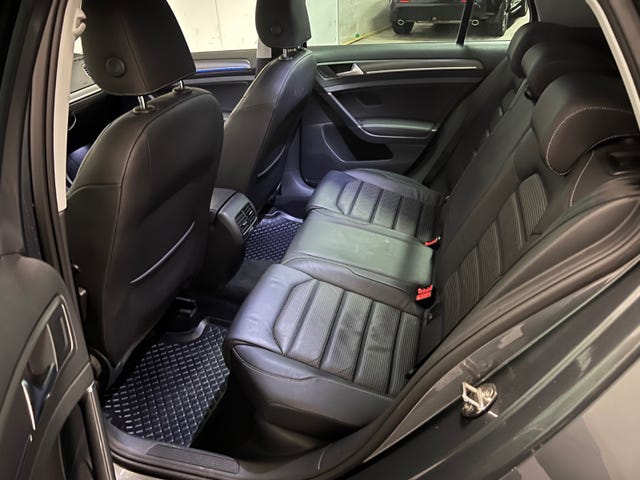 2019 VOLKSWAGEN GOLF - 29