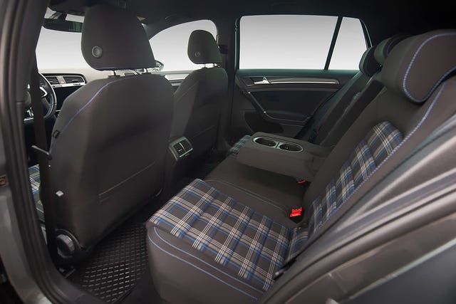 2018 VOLKSWAGEN GOLF - 13