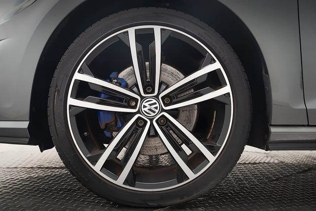 2018 VOLKSWAGEN GOLF - 16