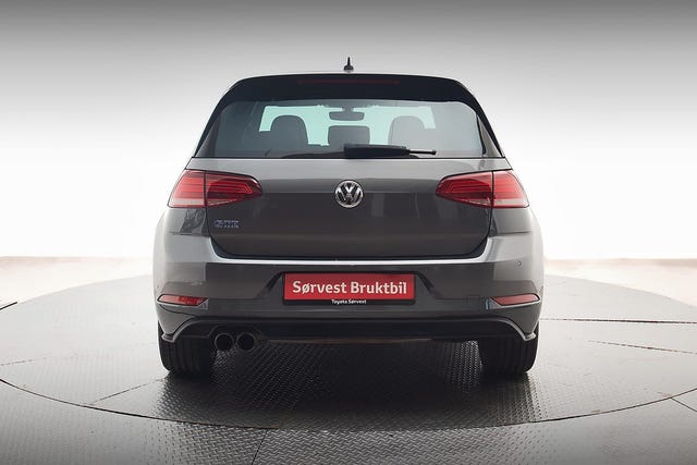 WVWZZZAUZJW804693 2018 VOLKSWAGEN GOLF-3