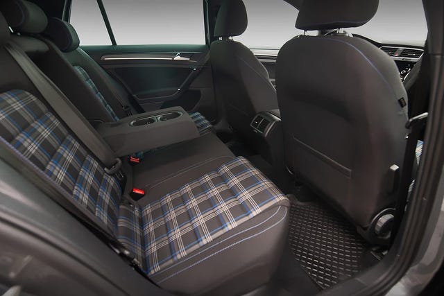 2018 VOLKSWAGEN GOLF - 14