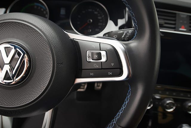 2018 VOLKSWAGEN GOLF - 21