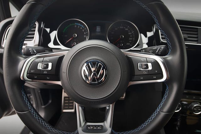 2018 VOLKSWAGEN GOLF - 20