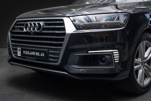 WAUZZZ4M8HD057580 2017 AUDI Q7-2