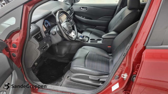 2021 NISSAN LEAF - 9