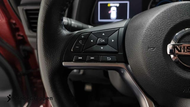 2021 NISSAN LEAF - 11