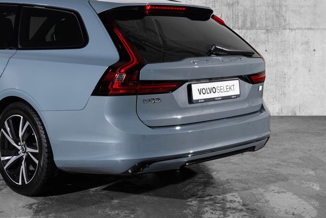 2022 VOLVO V90 - 7