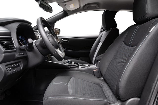 2022 NISSAN LEAF - 9