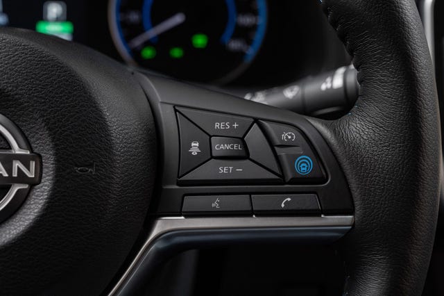 2022 NISSAN LEAF - 12