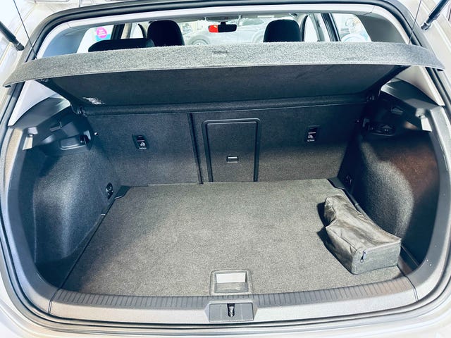 2018 VOLKSWAGEN GOLF - 9