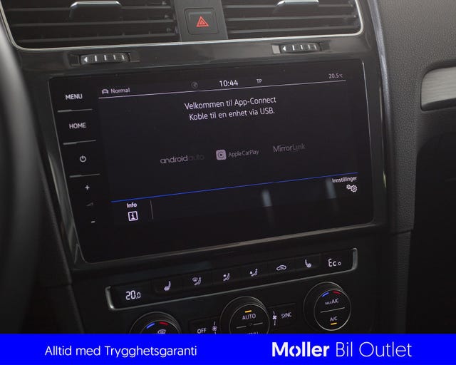 2019 VOLKSWAGEN GOLF - 19