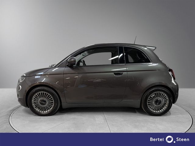 ZFAEFAC40MX008256 2022 FIAT 500-1