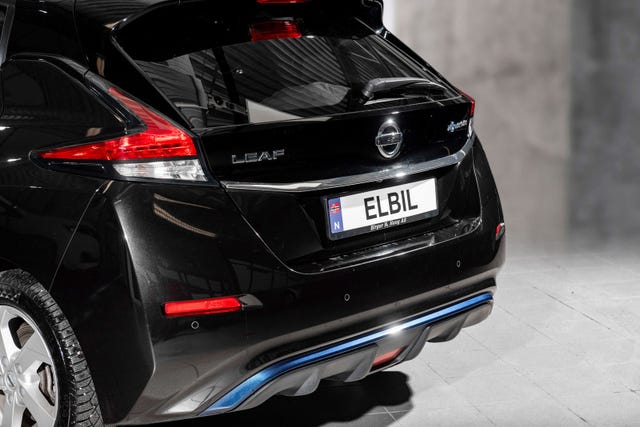 SJNFAAZE1U0114101 2021 NISSAN LEAF-1