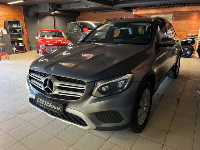 WDC2539541F228008 2017 MERCEDES-BENZ GLC-4