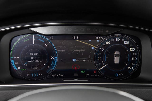 2019 VOLKSWAGEN GOLF - 15