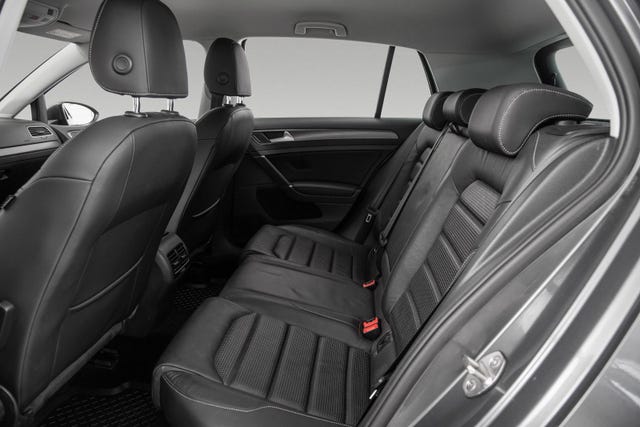 2019 VOLKSWAGEN GOLF - 12